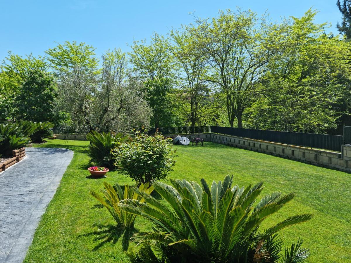Il Casale Nel Parco Guesthouse Roma Ngoại thất bức ảnh