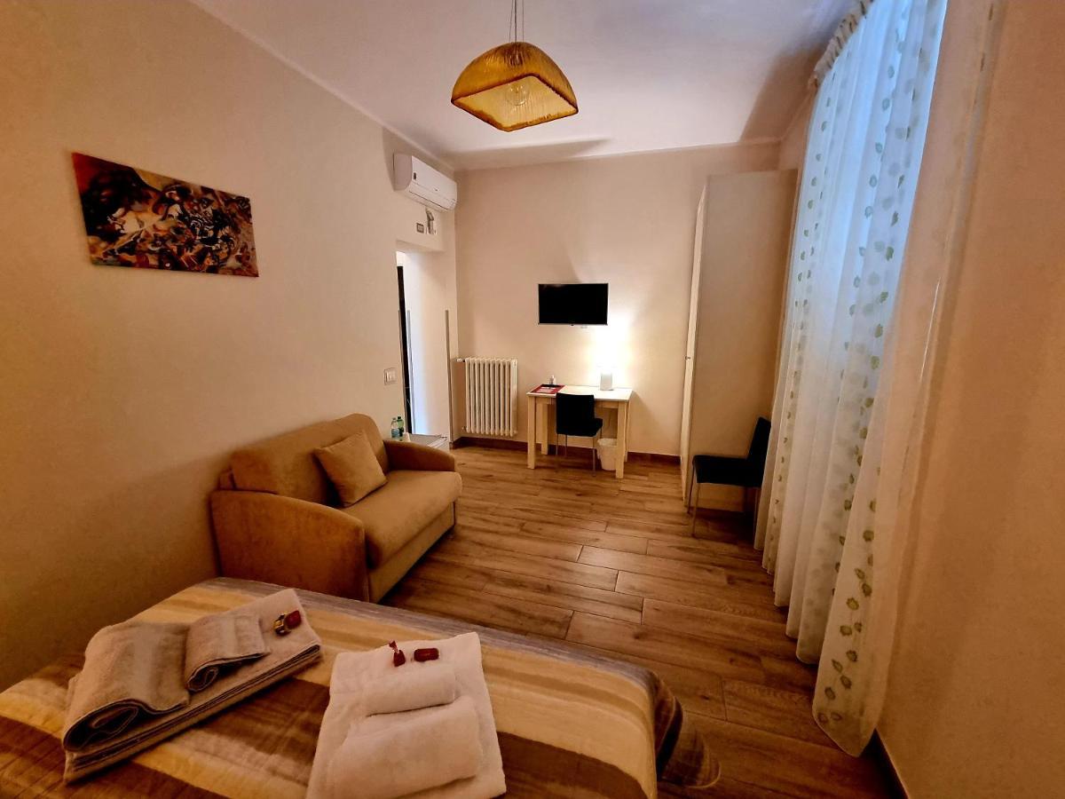 Il Casale Nel Parco Guesthouse Roma Ngoại thất bức ảnh