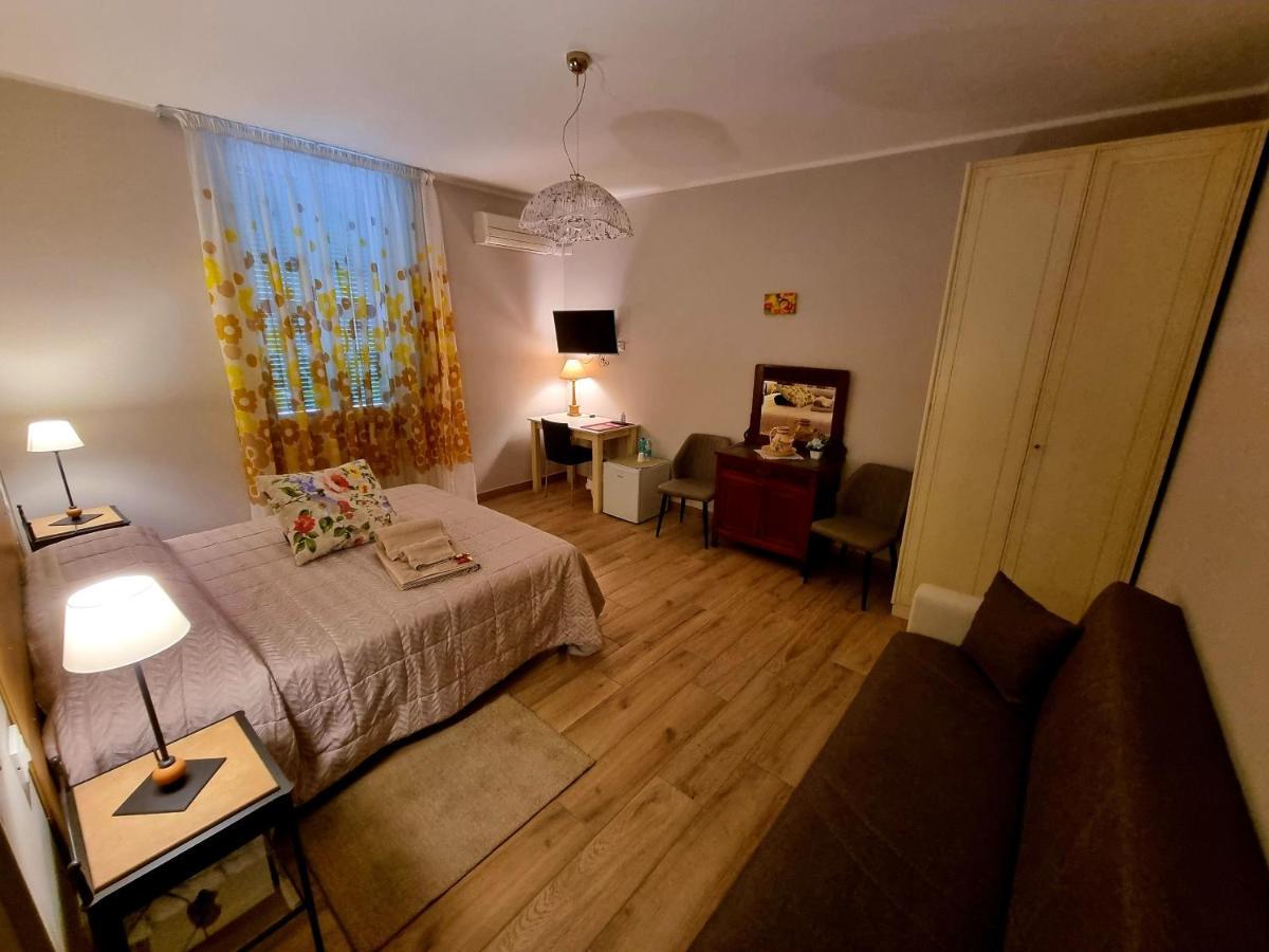 Il Casale Nel Parco Guesthouse Roma Ngoại thất bức ảnh