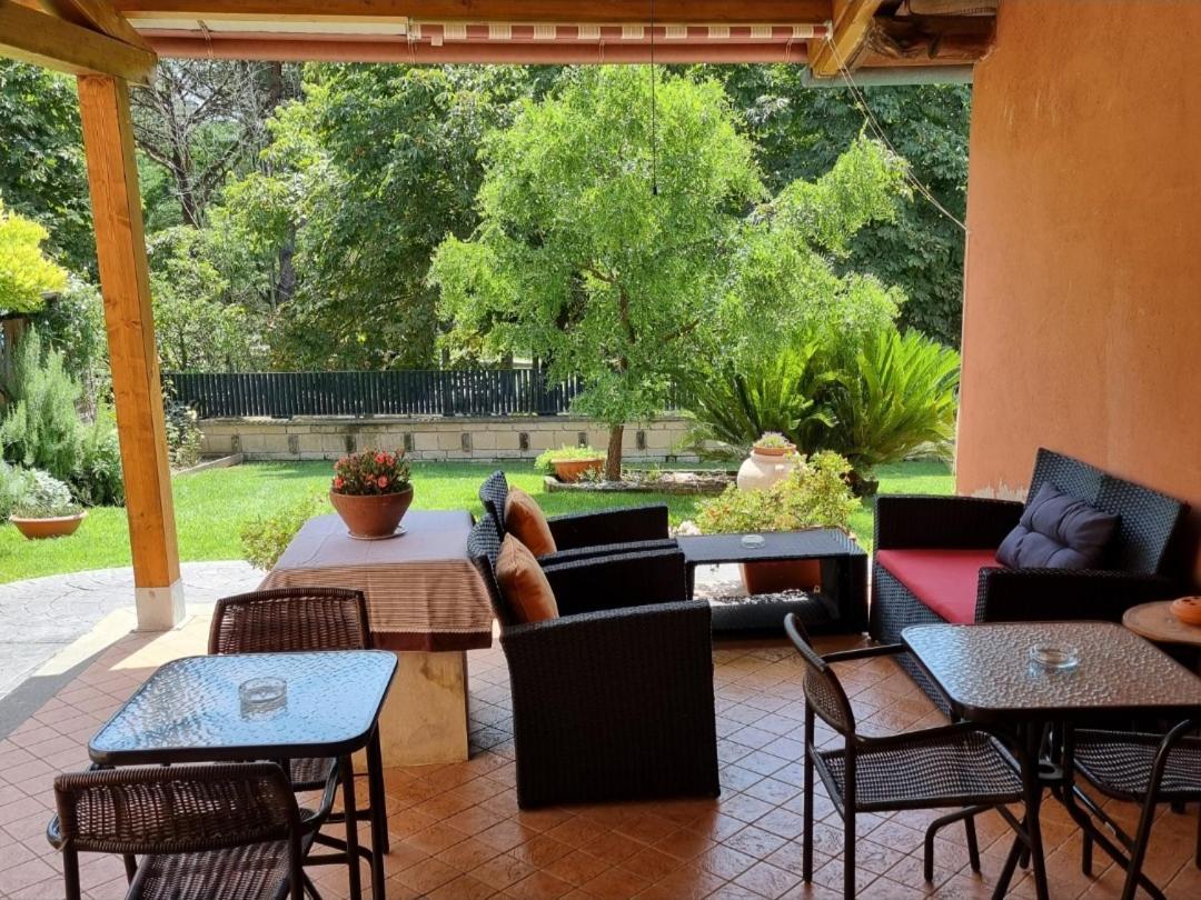 Il Casale Nel Parco Guesthouse Roma Ngoại thất bức ảnh